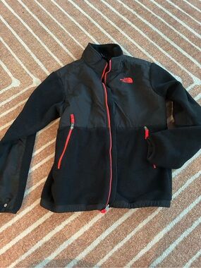 THE NORTH FACE DENALI JACKET BOYS' size XL 18/20